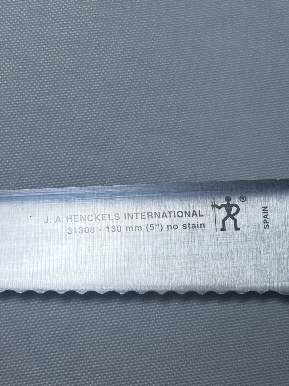 Zwilling JA Henckels 5 Inch Serrated Utility Knife Friodur 31608-130 Germany